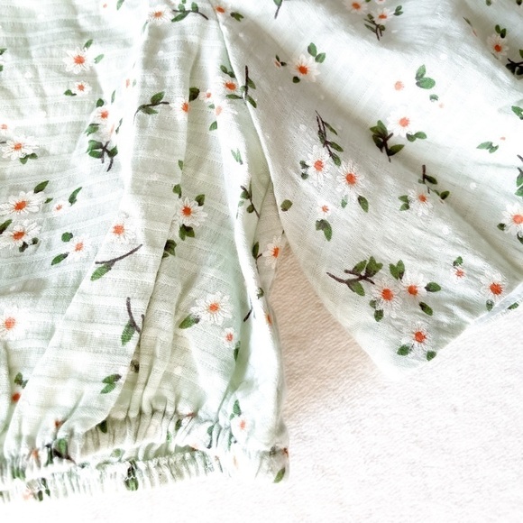 MAJORELLE Perry Top (Mint Green) - Picture 6 of 12